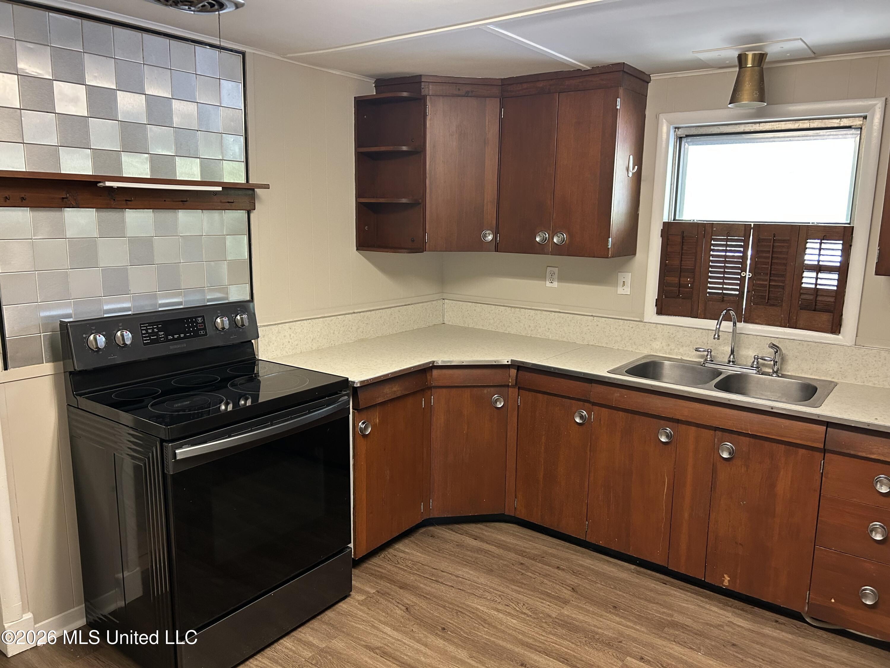 3464 South Red Banks Road Byhalia, MS 38611 - Photo 3 of 27 Photo Apr 07 2026, 3 18 58 PM