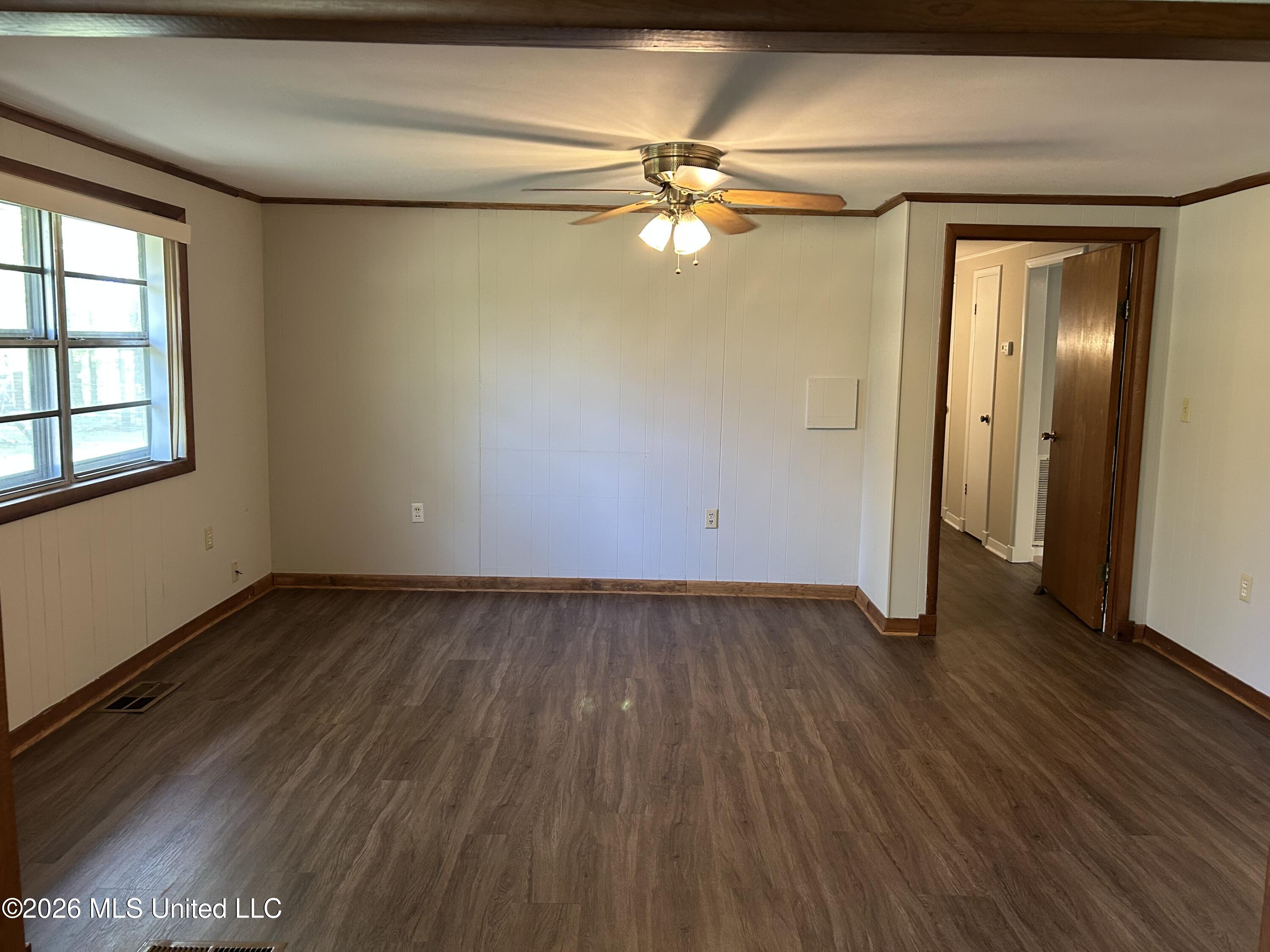 3464 South Red Banks Road Byhalia, MS 38611 - Photo 9 of 27 Photo Apr 07 2026, 3 17 52 PM