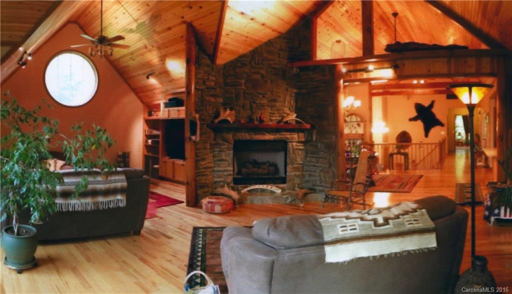 485 Old Fort Road Fairview, NC 28730 - Photo 12 of 24 Gallery Image 12