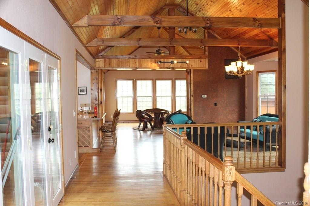 485 Old Fort Road Fairview, NC 28730 - Photo 10 of 24 Gallery Image 10