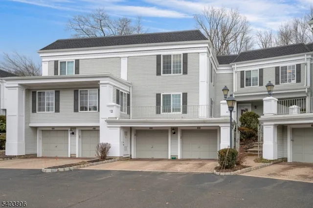 $699,000 | 198 Riveredge Drive, Chatham, NJ 07928