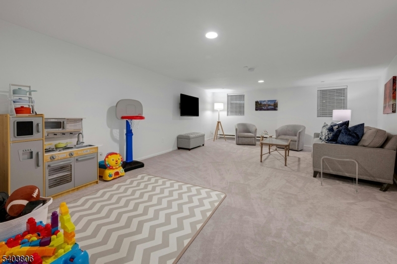 198 Riveredge Drive Chatham, NJ 07928 - Photo 16 of 20