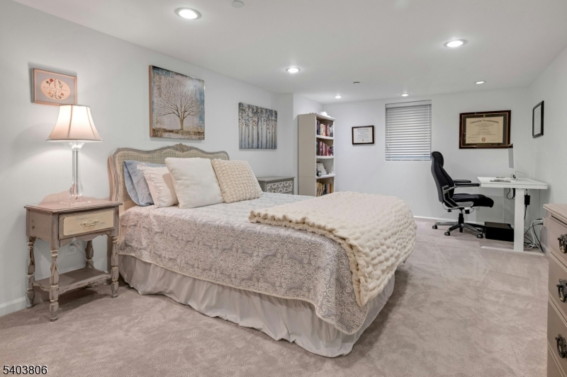 198 Riveredge Drive Chatham, NJ 07928 - Photo 17 of 20