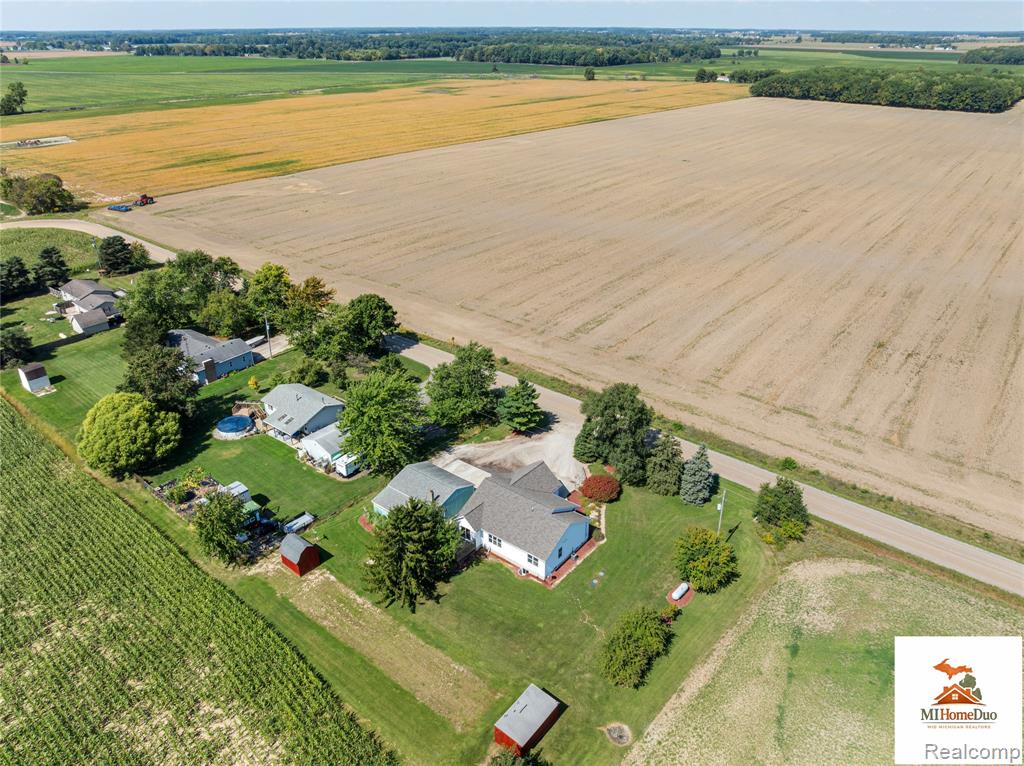 8110 Middleton Road Corunna, MI 48817 - Photo 43 of 47