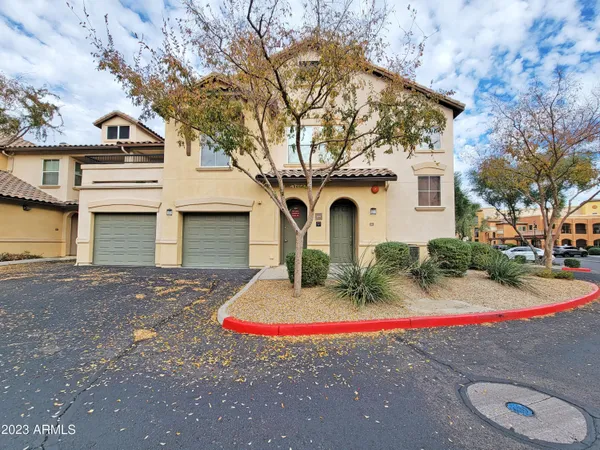 $1,495 | 14575 West Mountain View Boulevard, Unit 323, Surprise, AZ 85374