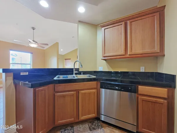 $1,850 | 14575 West Mountain View Boulevard, Unit 323, Surprise, AZ 85374