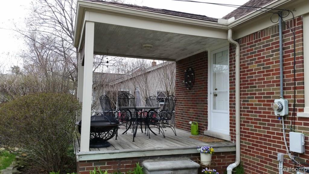 1613 Highview Street Dearborn, MI 48128 - Photo 15 of 18 20140502_103021.jpg