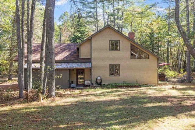 $750,000 | 67 Hoyt Mill Road, Moultonborough, NH 03254