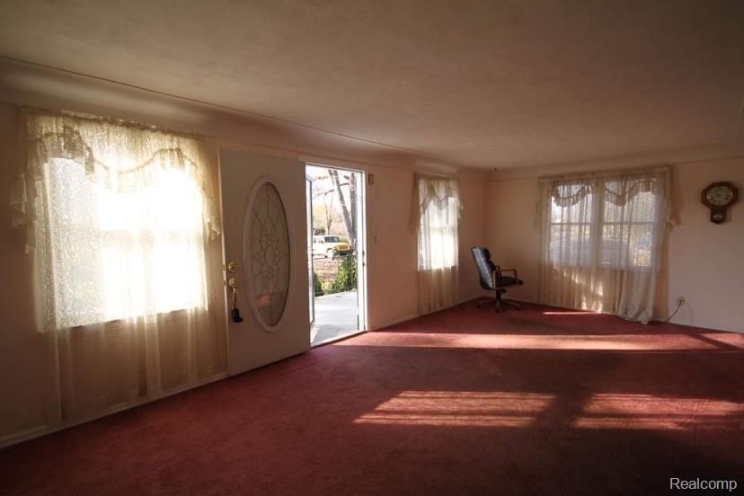36970 South Huron Road New Boston, MI 48164 - Photo 15 of 31 Gallery Image 15