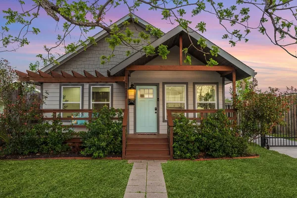 $419,000 | 3606 Billingsley Street, Houston, TX 77009