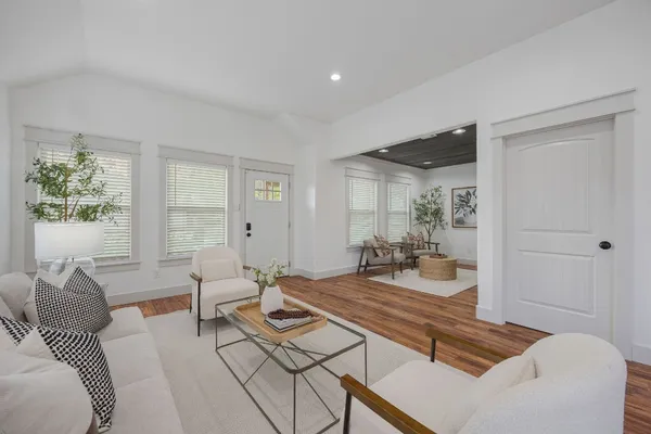 $419,000 | 3606 Billingsley Street, Houston, TX 77009