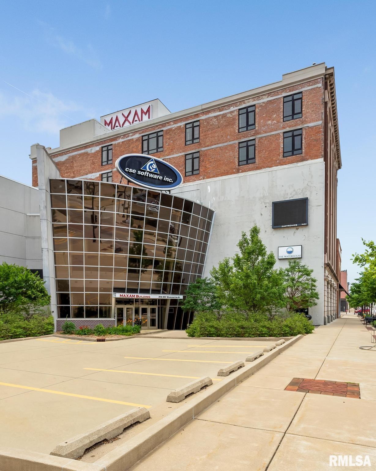 316 Southwest Washington Street, Peoria, IL 61602 | MLS PA1241373 | Compass