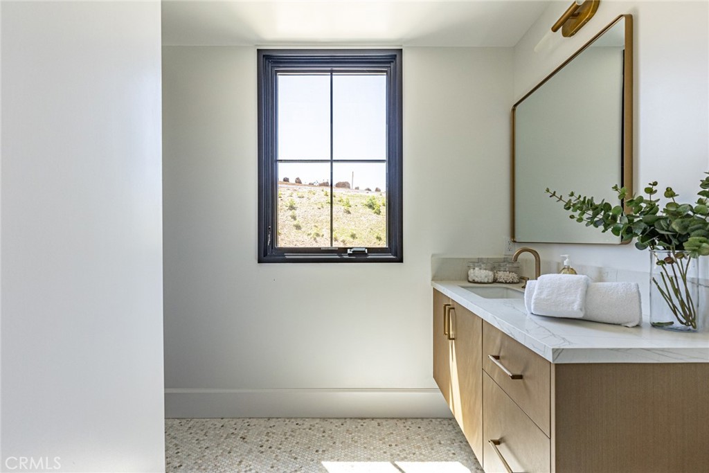 23614 Dry Canyon Cold Creek Road Calabasas, CA 91302 - Photo 29 of 56