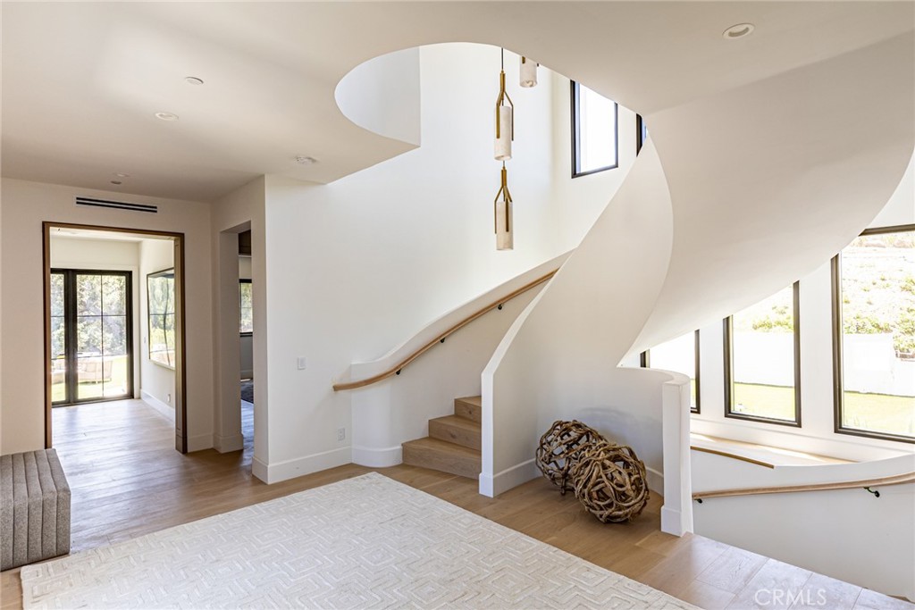 23614 Dry Canyon Cold Creek Road Calabasas, CA 91302 - Photo 31 of 56