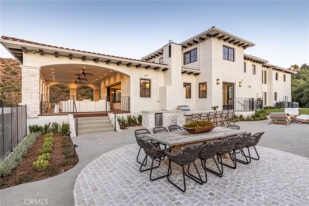 23614 Dry Canyon Cold Creek Road Calabasas, CA 91302 - Photo 4 of 56