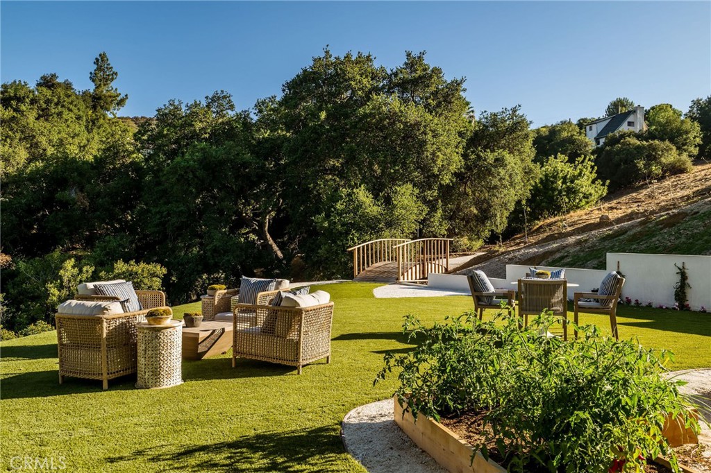 23614 Dry Canyon Cold Creek Road Calabasas, CA 91302 - Photo 7 of 56