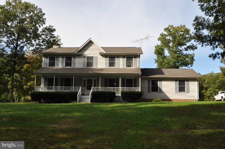 12604 Tower Hill Road Midland, VA 22728 - Photo 2 of 15 Exterior (Front)