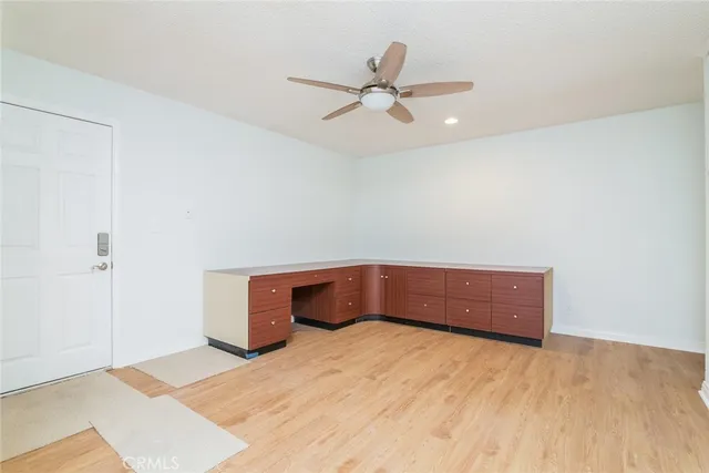 $775,000 | 5711 Owensmouth Avenue, Unit 116, Woodland Hills, CA 91367