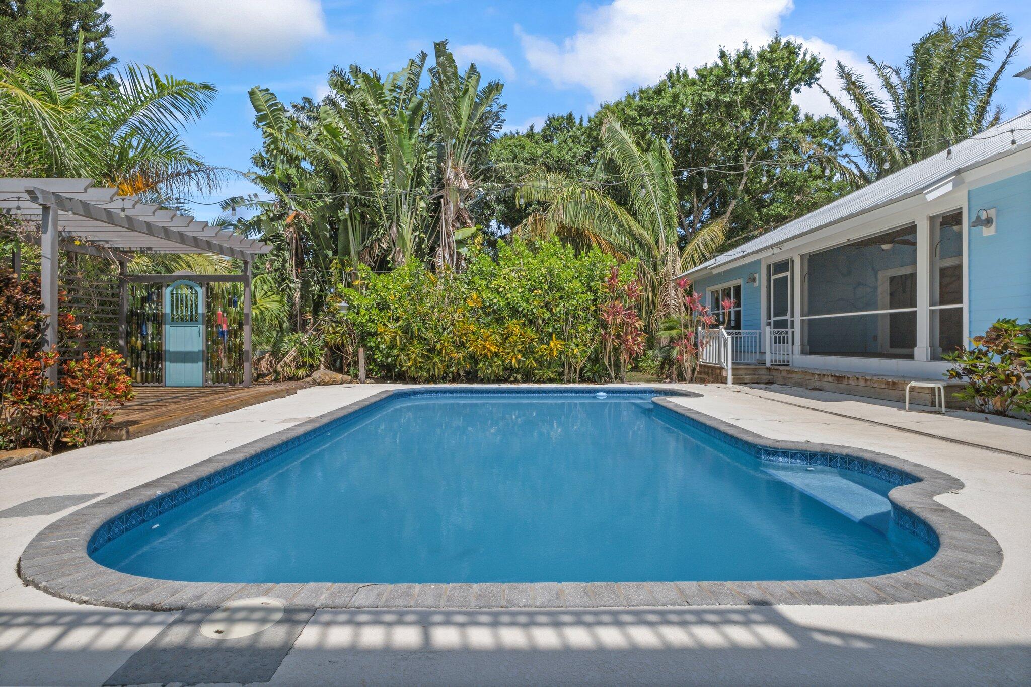 1293 Southwest Heather Terrace Stuart, FL 34997 - Photo 54 of 80 58-web-or-mls-IMG_1307