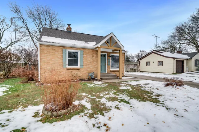 $200,000 | 5009 Arlington Street, Loves Park, IL 61111