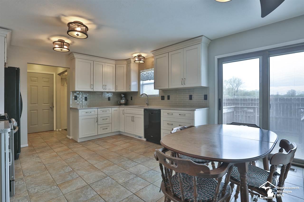 4973 Sycamore Road Newport, MI 48166 - Photo 4 of 16