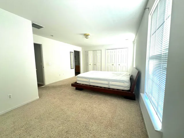 $1,900 | 2782 South Knightsbridge Circle, Ann Arbor, MI 48105