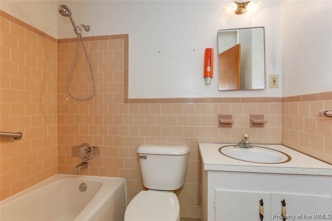 4712 Hazelwood Road Hampton, VA 23666 - Photo 19 of 23 Gallery Image 19