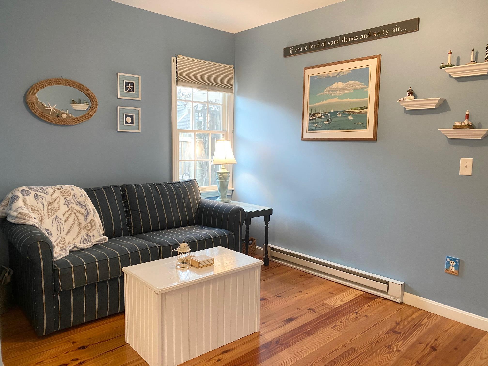 37 Horsefoot Path Dennis, MA 02638 - Photo 30 of 50 a living room with furniture and a window