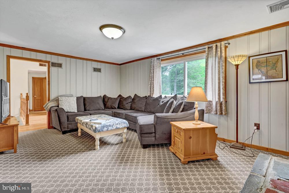 2064 Sycamore Road York, PA 17408 - Photo 26 of 41