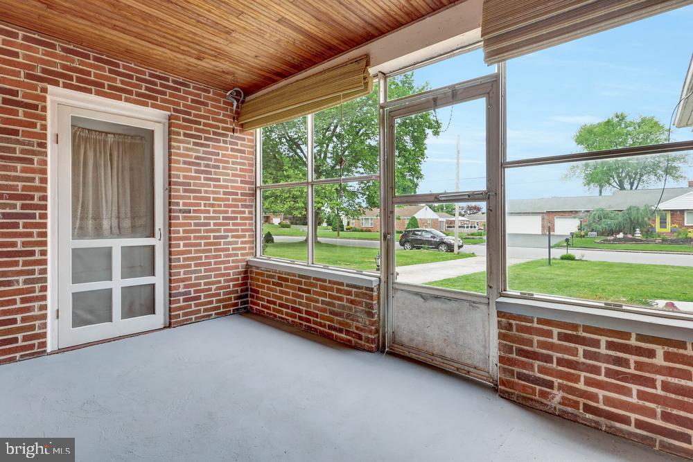 2064 Sycamore Road York, PA 17408 - Photo 27 of 41
