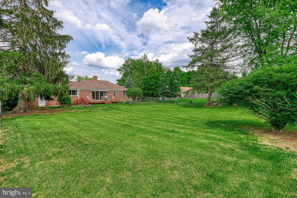 2064 Sycamore Road York, PA 17408 - Photo 40 of 41