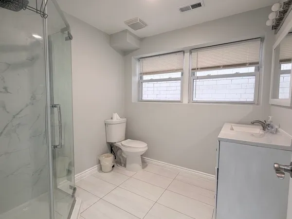 $1,650 | 4613 South St Louis Avenue, Unit 1, Chicago, IL 60632