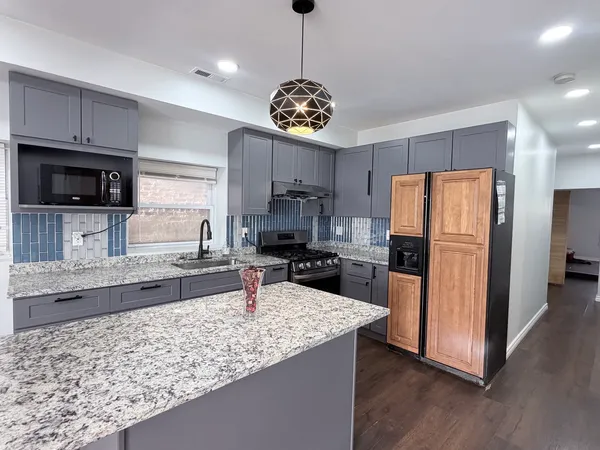 $1,650 | 4613 South St Louis Avenue, Unit 1, Chicago, IL 60632