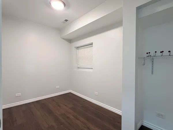 $1,650 | 4613 South St Louis Avenue, Unit 1, Chicago, IL 60632