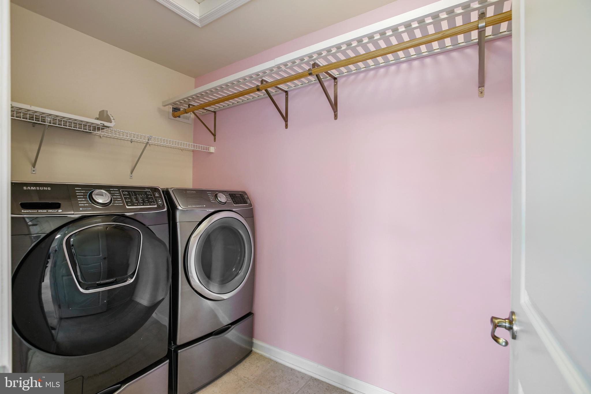 41597 Hoffman Drive Aldie, VA 20105 - Photo 19 of 42 a utility room with dryer and washer