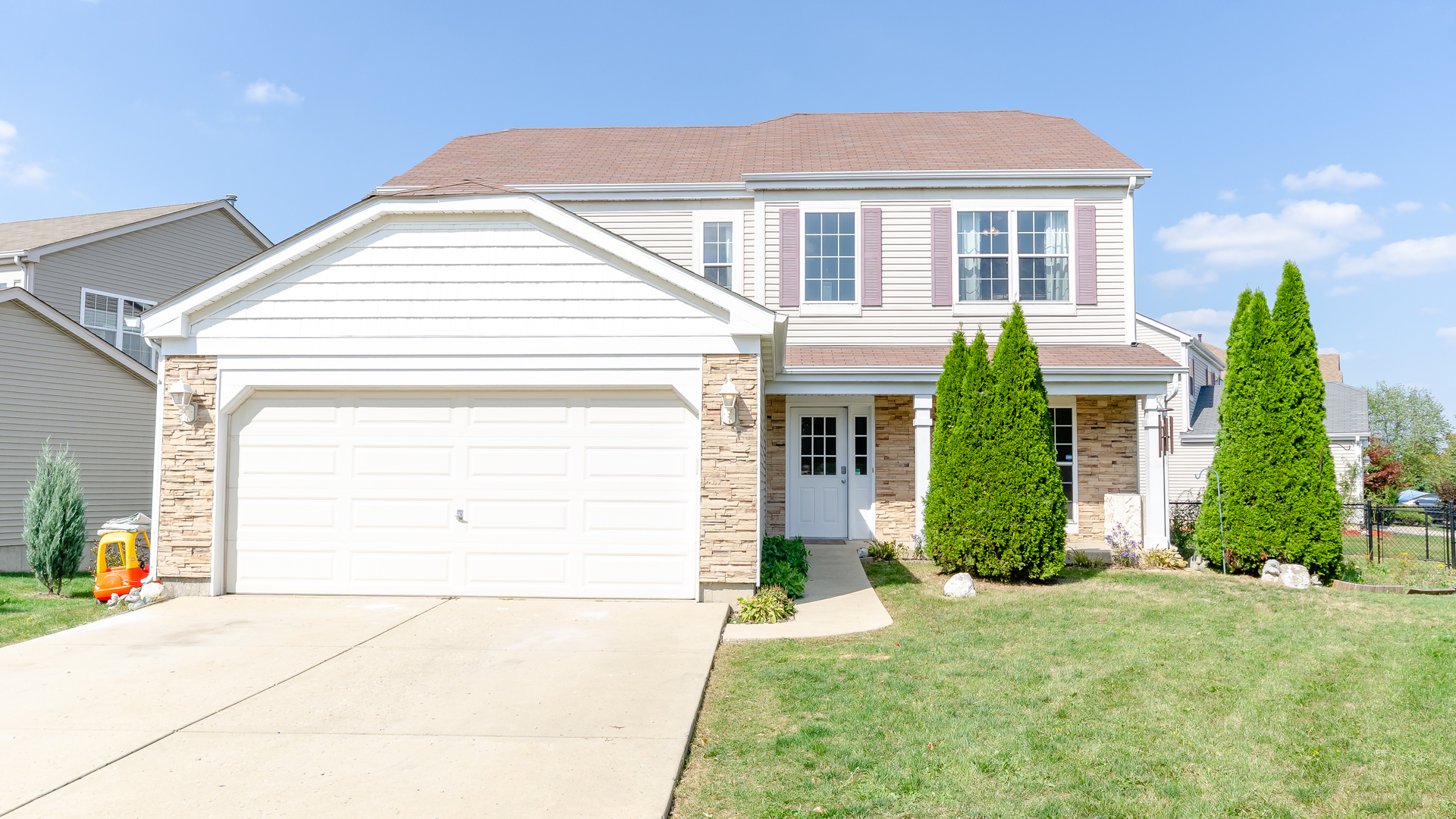 758 Rockhurst Road Bolingbrook, IL 60440 - Photo 1 of 37