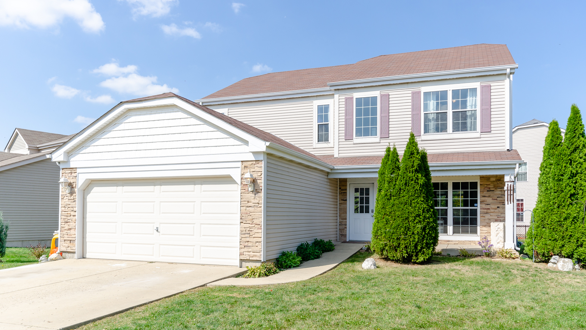 758 Rockhurst Road Bolingbrook, IL 60440 - Photo 2 of 37