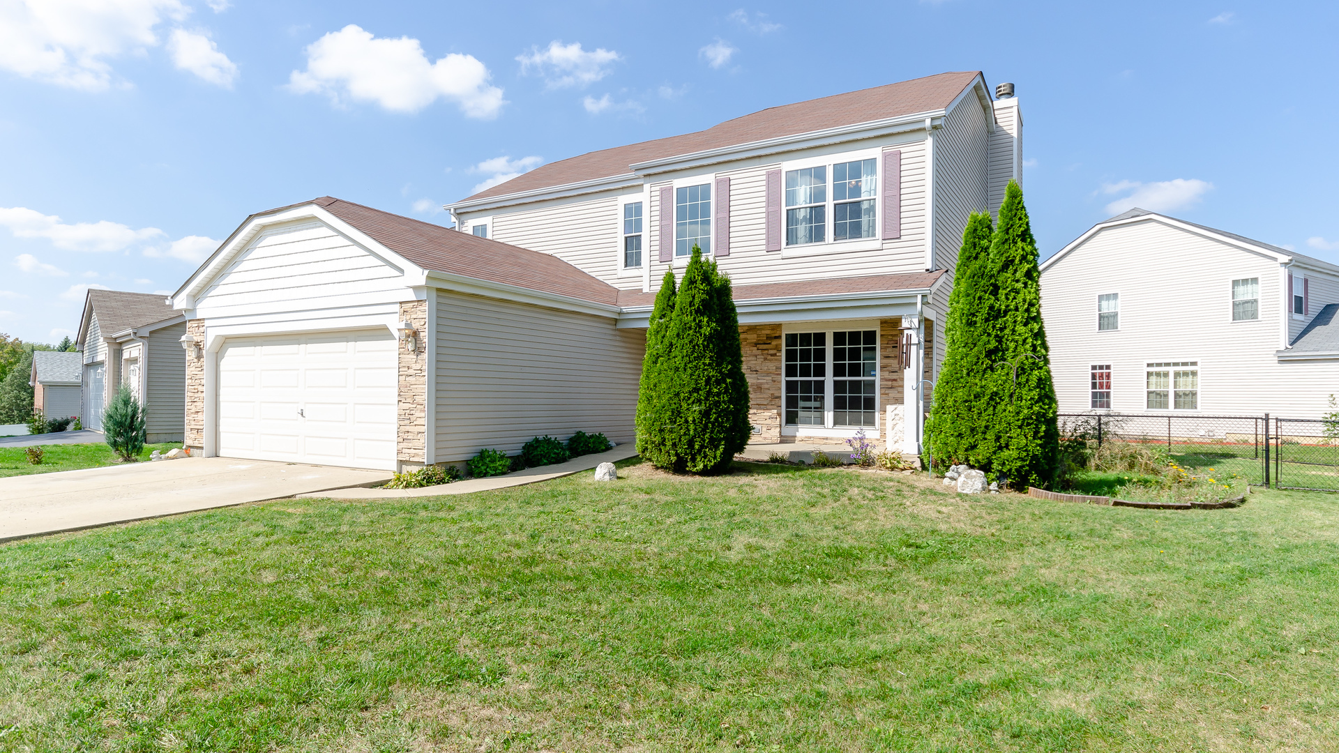 758 Rockhurst Road Bolingbrook, IL 60440 - Photo 3 of 37