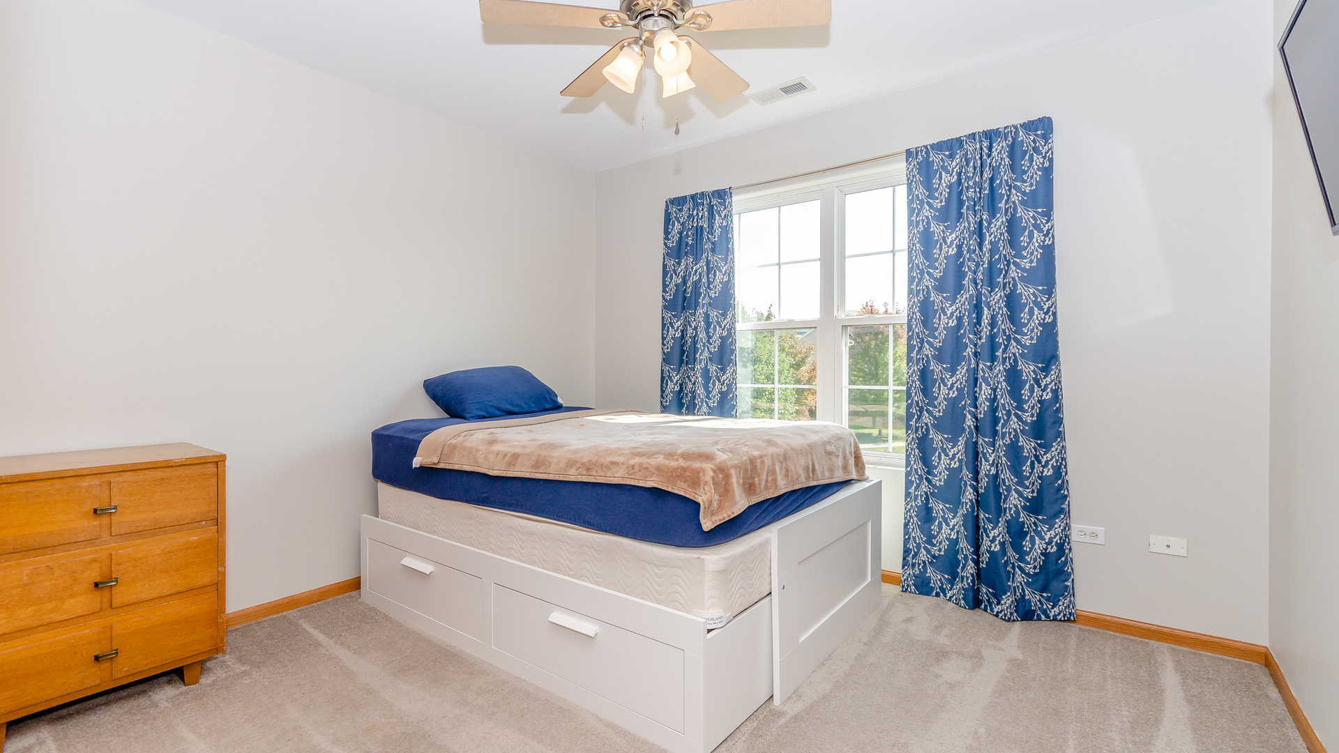 758 Rockhurst Road Bolingbrook, IL 60440 - Photo 22 of 37