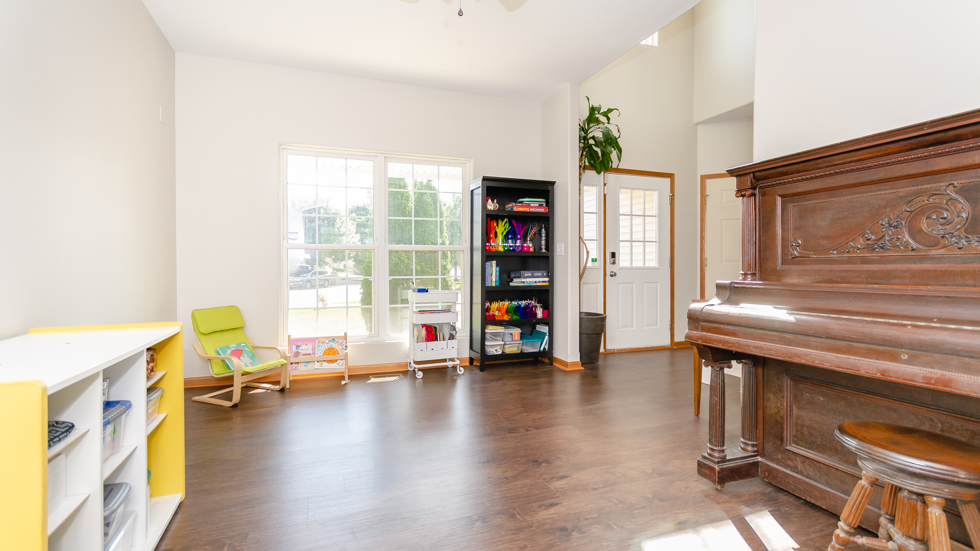 758 Rockhurst Road Bolingbrook, IL 60440 - Photo 5 of 37