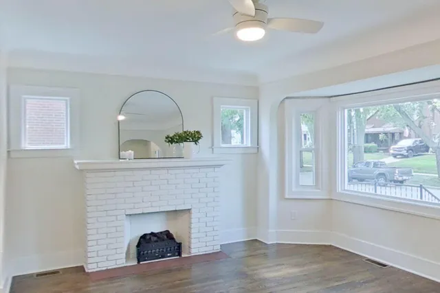 $359,900 | 1935 Church Place, Trenton, MI 48183