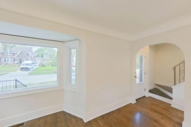 $359,900 | 1935 Church Place, Trenton, MI 48183