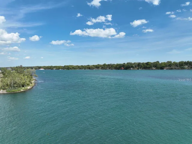 $359,900 | 1935 Church Place, Trenton, MI 48183