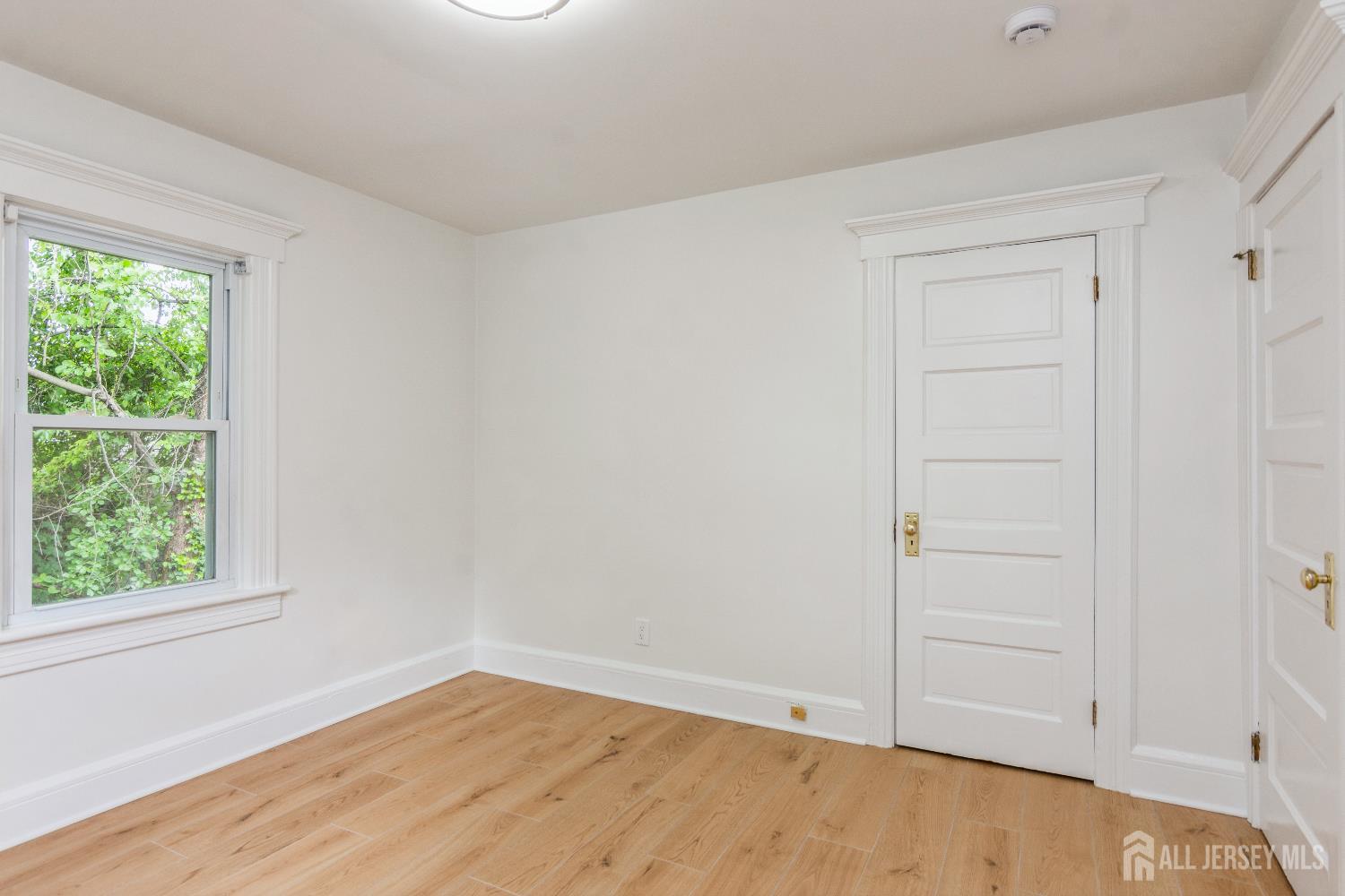 345 1st Street Dunellen, NJ 08812 - Photo 12 of 24 Gallery Image 12