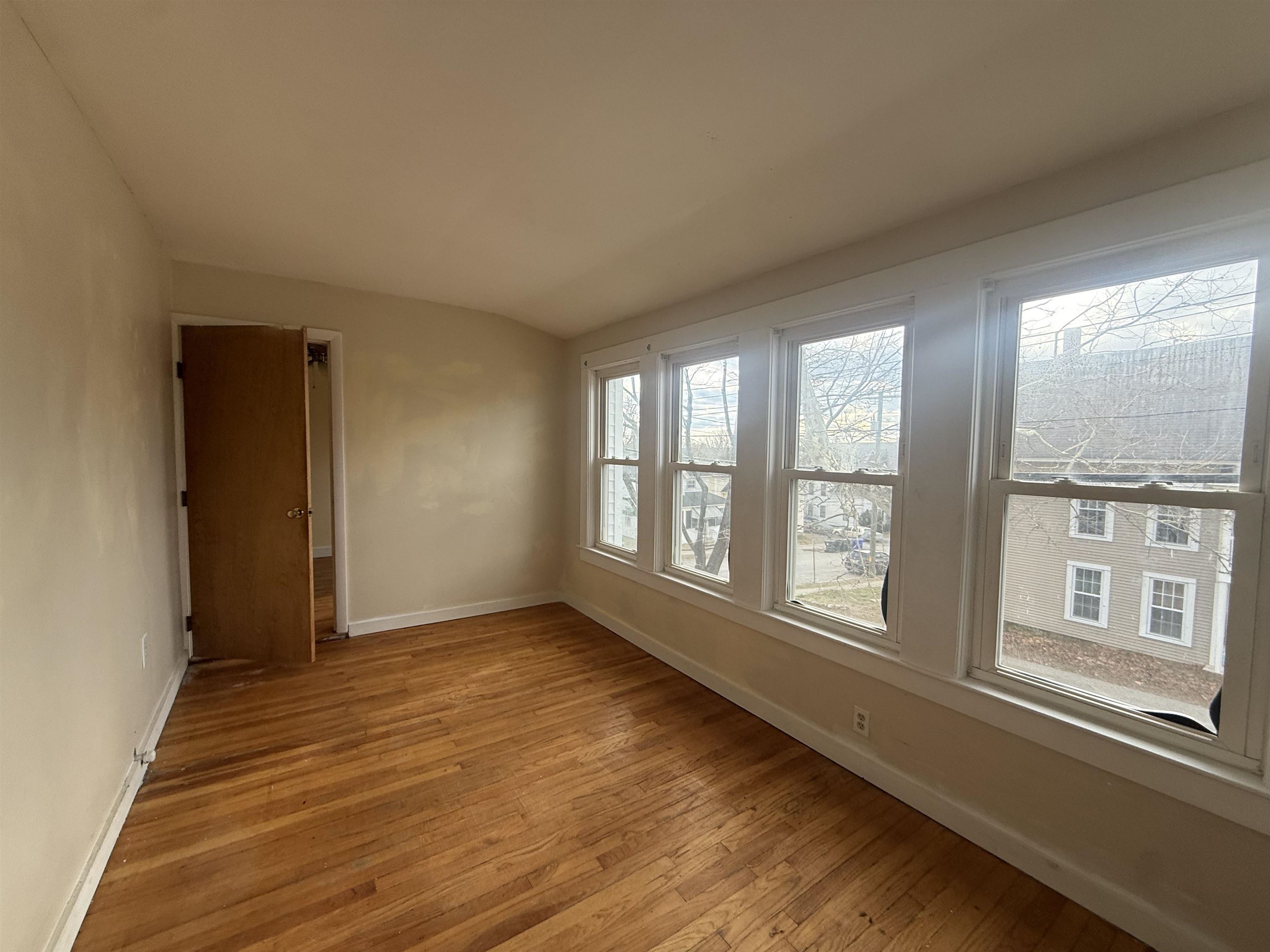 442 Merrimack Street, Unit 2W Manchester, NH 03103 - Photo 5 of 14