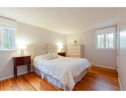 112 Hemlock Road Sudbury, MA 01776 - Photo 12 of 30 Gallery Image 12
