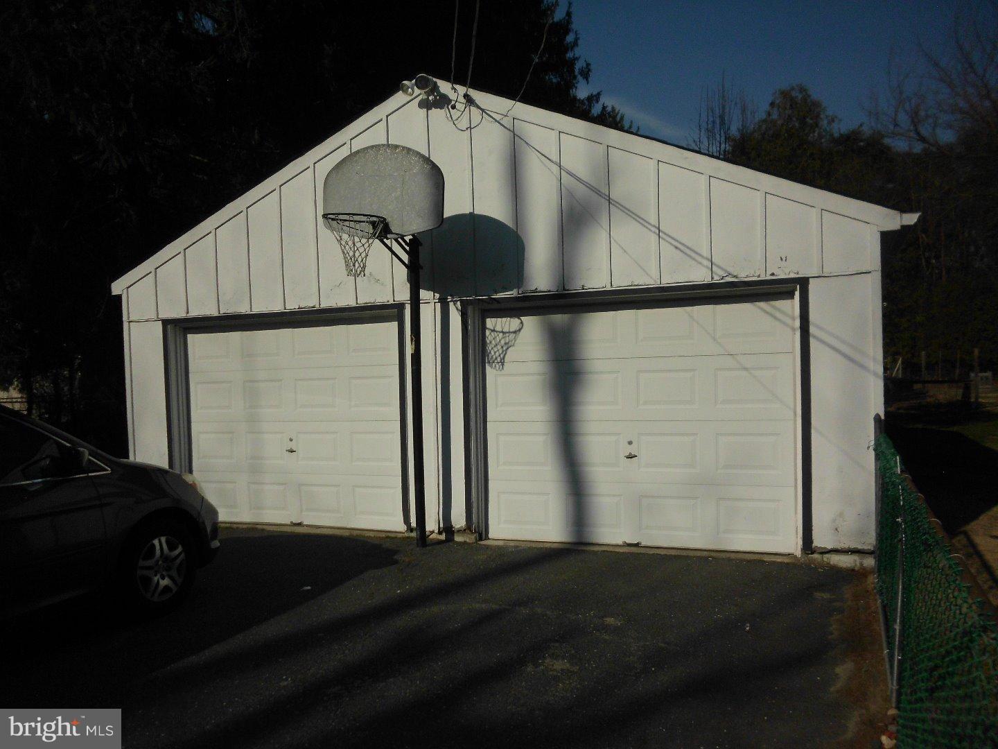 825 Deacon Road Hainesport, NJ 08036 - Photo 7 of 25 Gallery Image 7