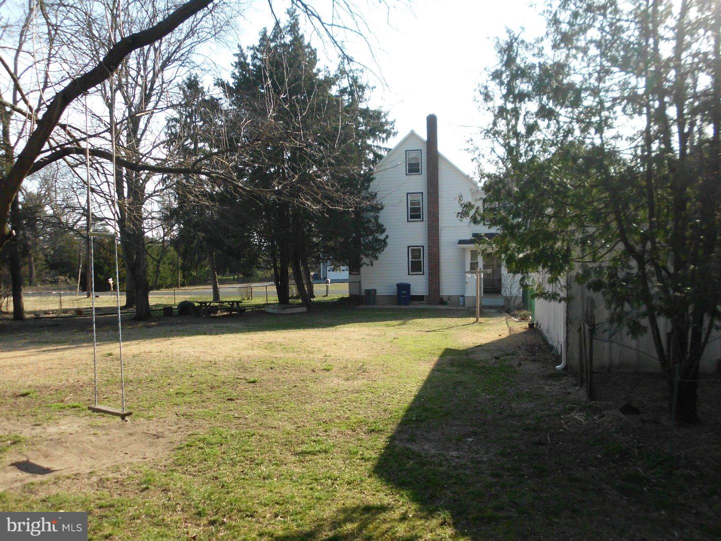 825 Deacon Road Hainesport, NJ 08036 - Photo 10 of 25 Gallery Image 10