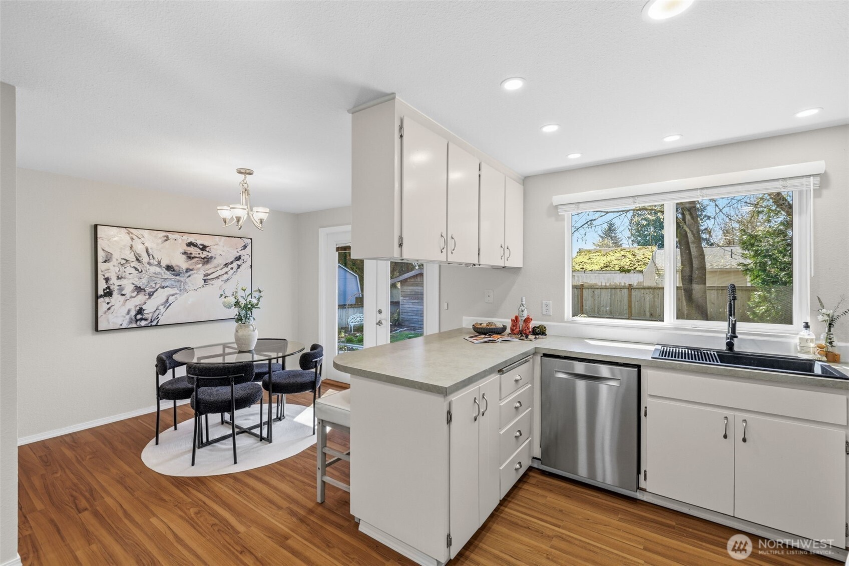 224 224th Street Southwest Bothell, WA 98021 - Photo 12 of 32