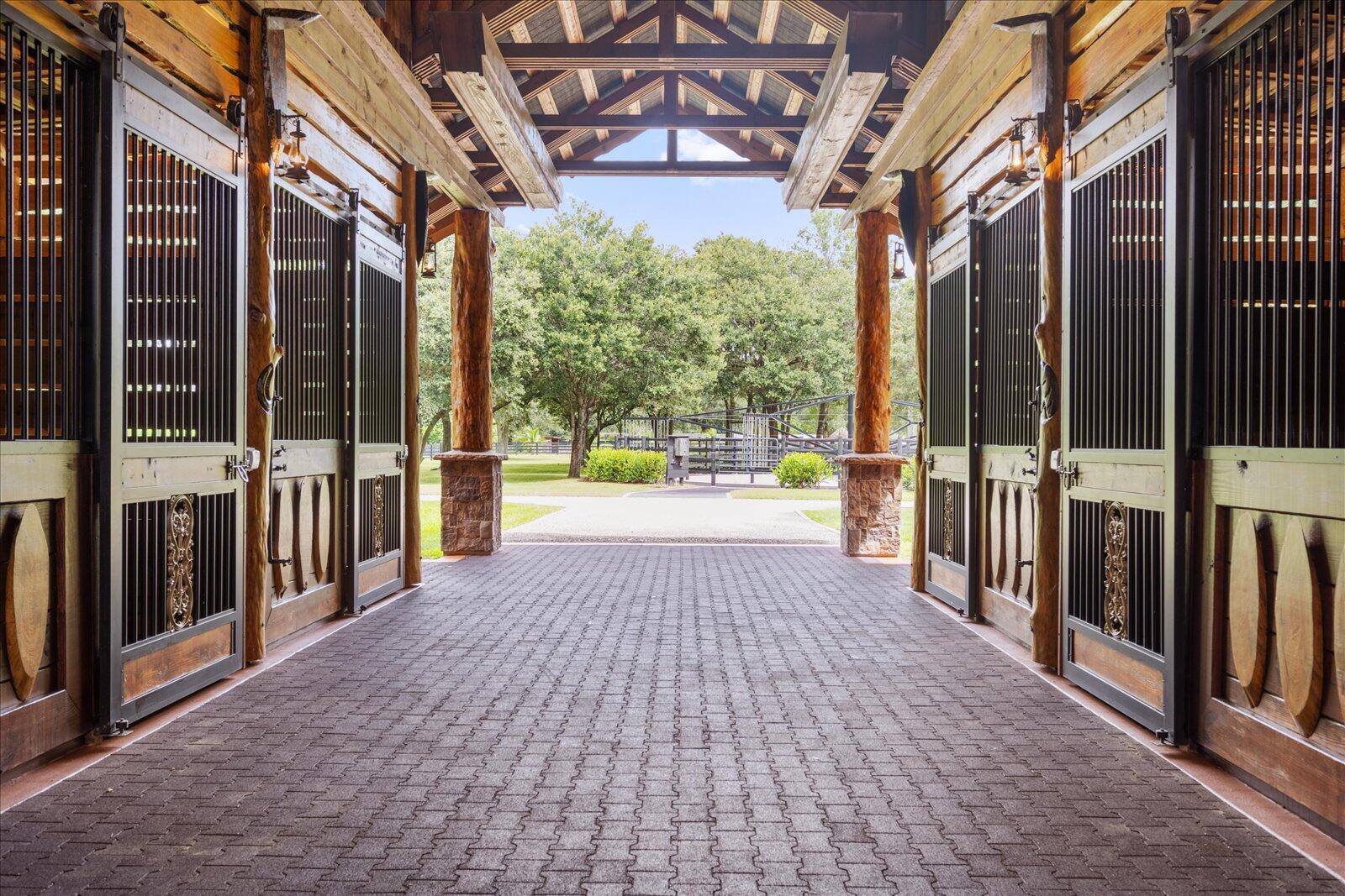 2444 B Road Loxahatchee, FL 33470 - Photo 12 of 77 084-DSC_1848